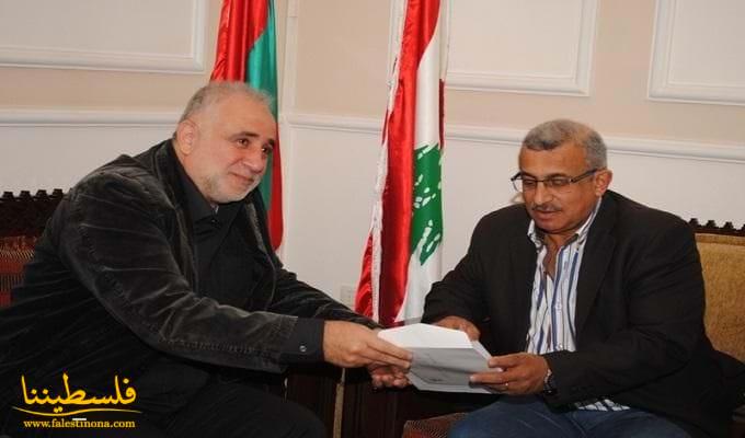وفد "م.ت.ف" في صيدا يهنئون أسامة سعد بإعادة انتخابه أميناً عاماً