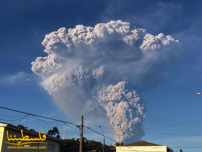 بركان يثور في تشيلي وإجلاء 1500 شخص