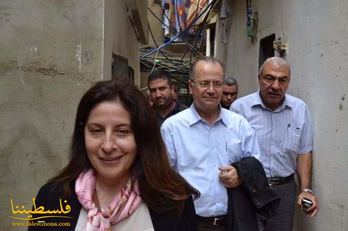 رئيس مجلس إدارة صندوق الإستثمار الفلسطيني يزور مخيمات بيروت