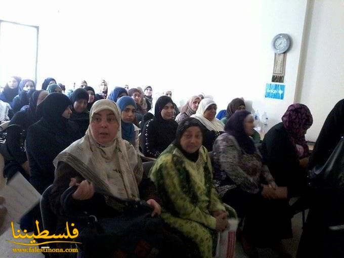 اتحاد المرأة يُنظّم بالتنسيق مـع اليونيسيـف ورشات توعية للفلسطينيات بالنظافـة العامـة
