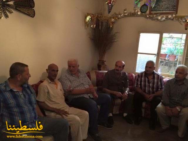 قيادات حركة "فتح" تزور حجاج مخيم المية ومية