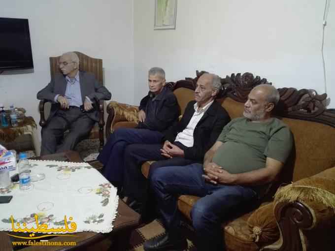 حركة "فتح" تزور عضو المكتب السِّياسي لجبهة التحرير عباس جمعة في صور