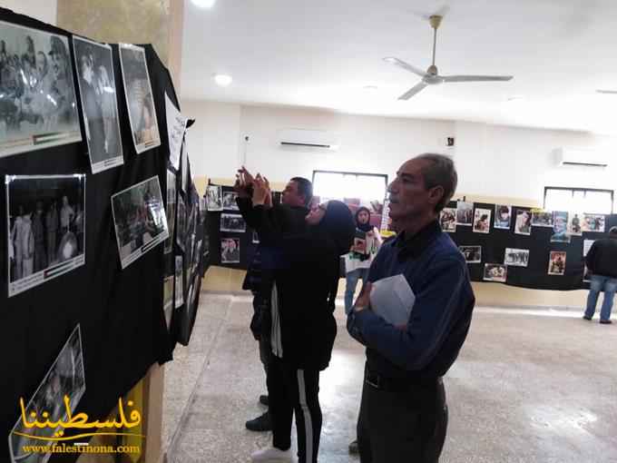 حركة "فتح" تفتتح معرض صور للشهيد ياسر عرفات في مخيم البرج الشمالي