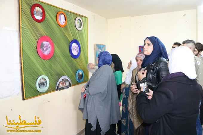 معرض صُوَر في مخيَّم الجليل إحياءً للذكرى الرابعة عشرة لاستشهاد ياسر عرفات