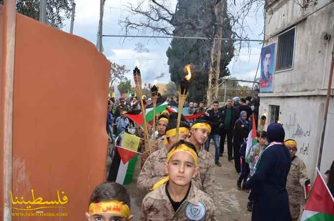 حركة "فتح"- شعبة المعشوق تحيي ذكرى انطلاقتها بمسيرةٍ جماهيريةٍ