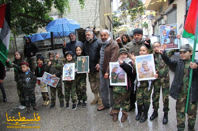 حركة "فتح"– شعبة المية ومية تكلل أضرحة شهداء المخيم