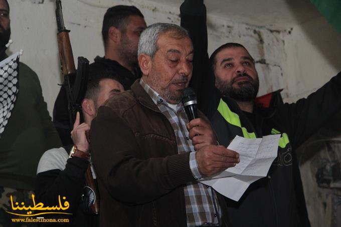 حركة "فتح" تُنظِّم وقفةَ تأييدٍ ومبايعةٍ للرئيس محمود عبّاس في مخيَّم المية ومية