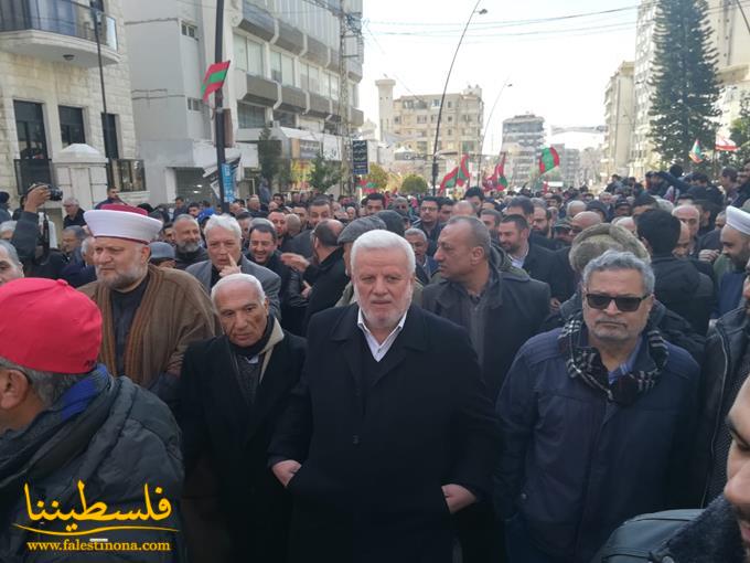 "فتح" تُشارك في مسيرة إحياء الذكرى الـ٤٤ لاستشهاد معروف سعد في صيدا