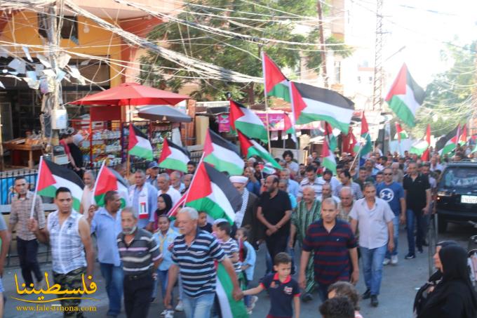 مسيرةٌ جماهيريةٌ حاشدةٌ في مخيم البرج الشَّمالي ضد صفقة القرن وورشة المنامة الخيانية