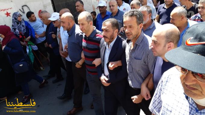 للجمعة السادسة على التوالي.. مخيَّم الجليل ينتفضُ رفضًا لقرار وزير العمل اللبناني