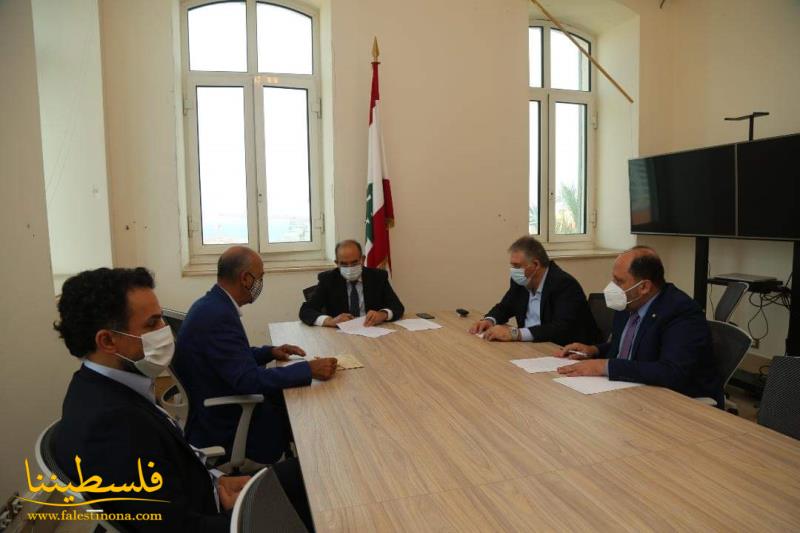 بحضور السفير دبور.. لجنة الحوار اللبناني الفلسطيني تُوقِّع اتفاقيةً مع الهلال الأحمر لمواجهة "كورونا"