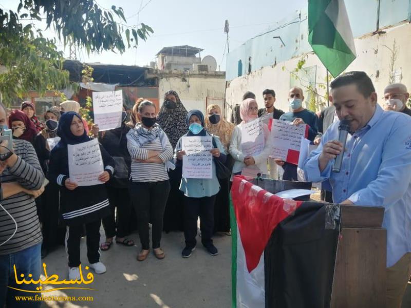 حركة "فتح" -منطقة صيدا تشارك في اعتصامٍ احتجاجيٍّ ضد سياسية الأونروا بتخفيض خدماتها
