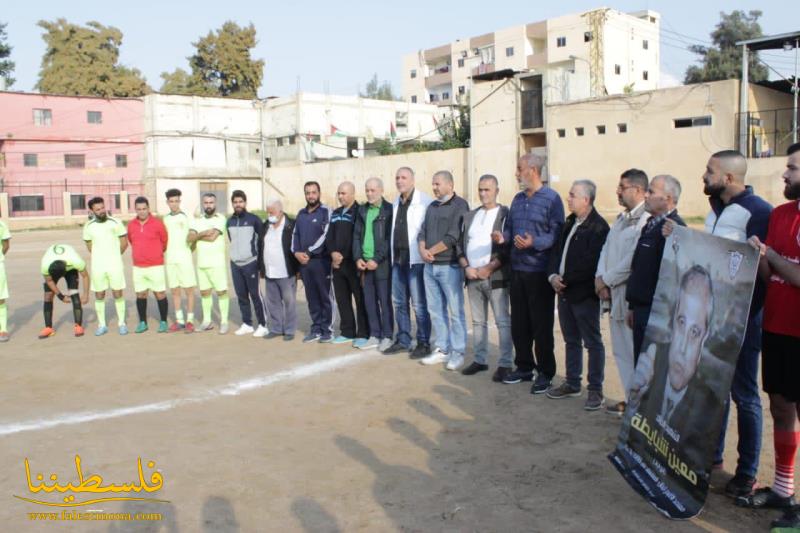 "عيلبون" و"الشباب الفلسطيني العربي" يهديان كأس الشهيد القائد معين شبايطة إلى عائلته