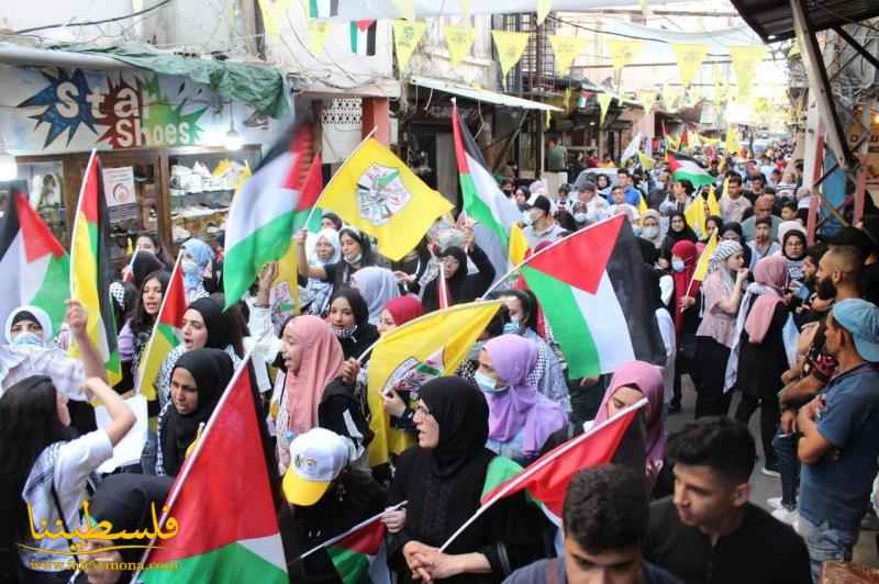 مخيّم عين الحلوة ينتفض بالآلاف في تظاهرةٍ جابت شوارعه دعمًا لانتفاضة شعبنا في فلسطين