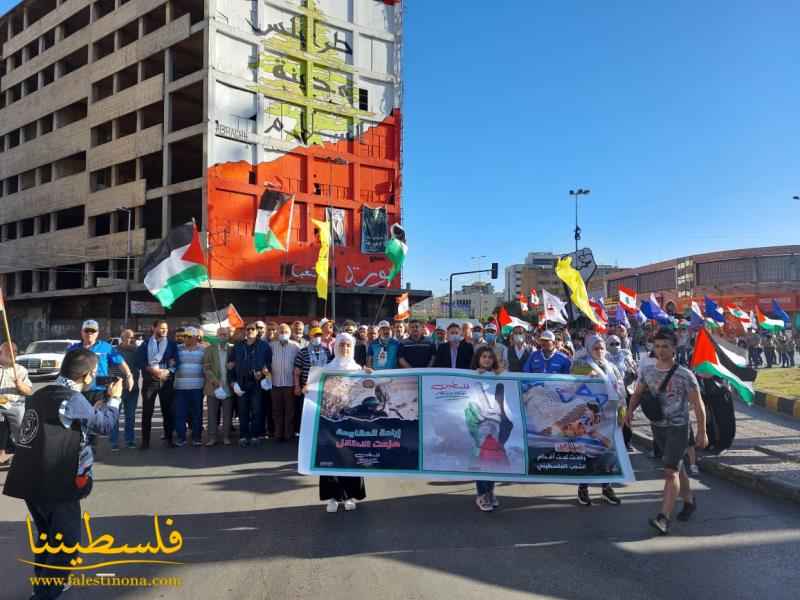 مسيرة ووقفة شعبية وكشفية في طرابلس تضامنًا مع انتفاضة شعبنا في القدس والضفة واحتفاءً بوقف العدوان الإسرائيلي على غزّة
