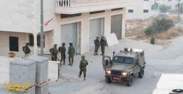 الاحتلال يفتش منزلاً ويستولي على كاميرات مراقبة غرب بيت لحم