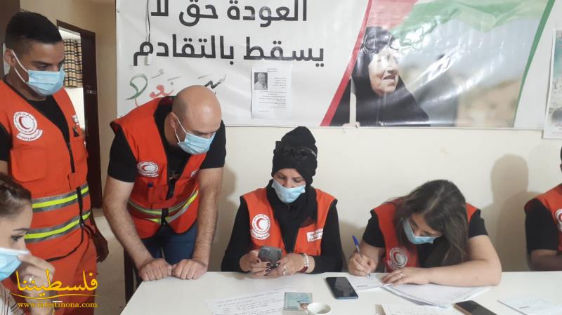 وحدة الإسعاف والطوارئ التابعة لجمعية الهلال الأحمر الفلسطيني في لبنان تجري حملة تلقيح فايزر في إقليم الخروب