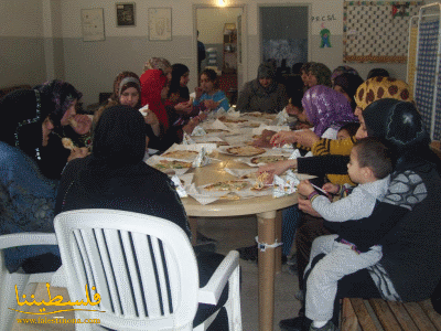 إفطـار للفلسطينيات بمناسبة يوم الأم في مركز العلاج الفيزيائي