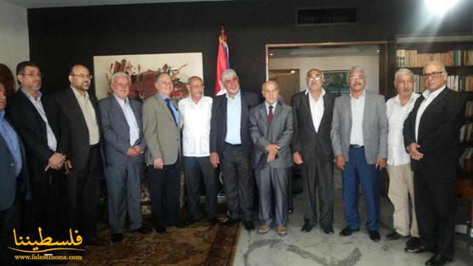 القيادة الفلسطينية في زيارة وداعية للسفير الكوبي في لبنان