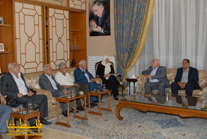 الحريري تجتمع مع القيادة الفلسطينية في مجدليون