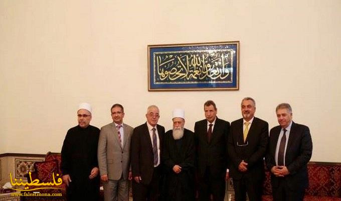 وفد اللجنة الرئاسية العليا لشؤون الكنائس في فلسطين يزور الشيخ عقل