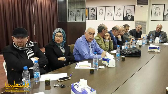 اجتماع للكتاب والأدباء الفلسطينيين في سفارة فلسطين ببيروت
