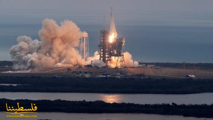 سبيس إكس تحط بنجاح صاروخ Falcon 9 الثالث على أرض صلبة