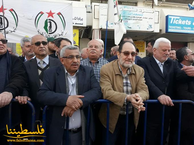 "فتح" تشارك في مسيرة إحياء الذكرى الـ٤٢ لاستشهاد معروف سعد في صيدا