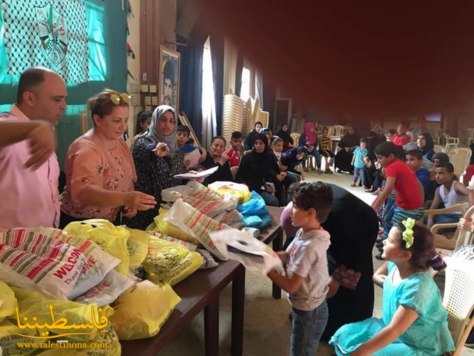 جمعية نسمات ومركز الوزة ومكتب المرأة يوزعون كسوة العيد لأطفال الشمال