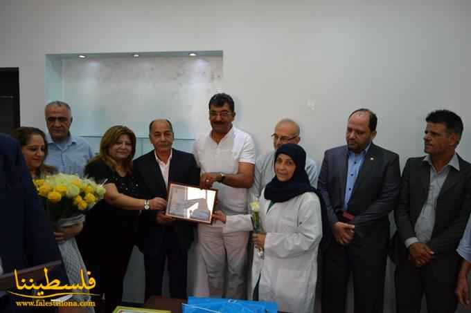 المكتب الإداري لإتحاد نقابات عمال فلسطين يكرِّم كوكبة من الأطباء والممرضين في مستشفى بلسم