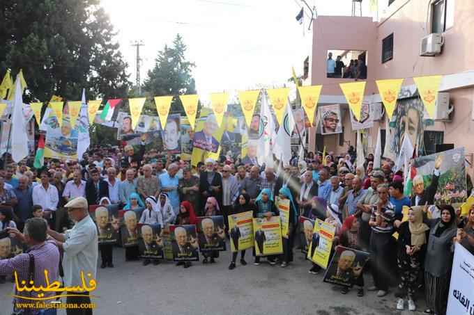 حركة "فتح" تنظم مسيرة دعم وتأييد للرئيس محمود عباس في مخيم البرج الشمالي