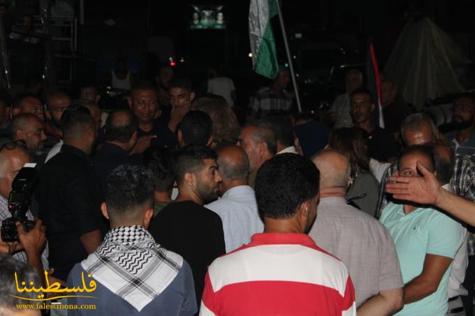 (تحت المقال - 6) - المحامية بشرى الخليل تزور مخيم برج الشمالي تضامنًا مع الشعب الفلسطيني