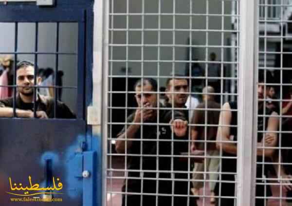 4 أسرى يدخلون أعوامهم الـ 20 في سجون الاحتلال