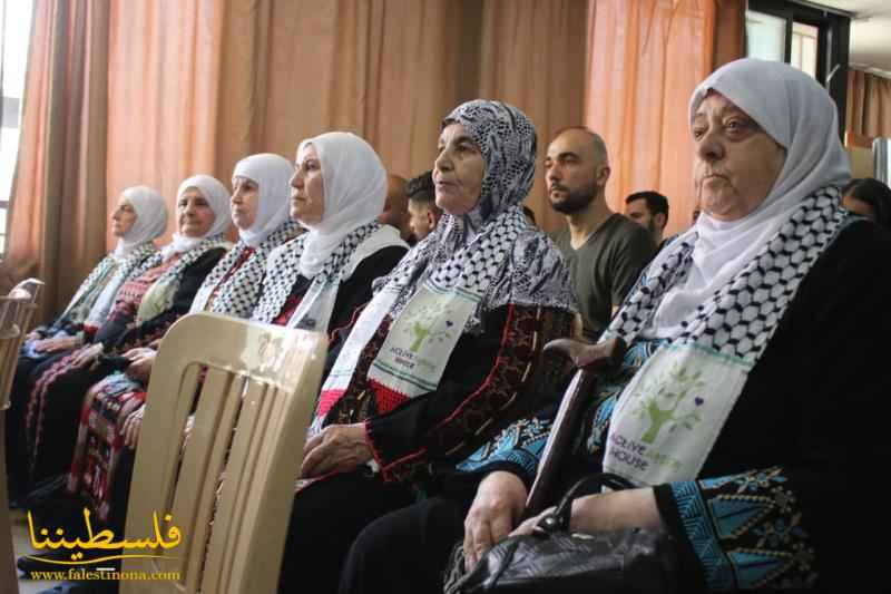 جمعية الأخوّة ومركز إنسان يفتتحان المعرض التراثي الفلسطيني