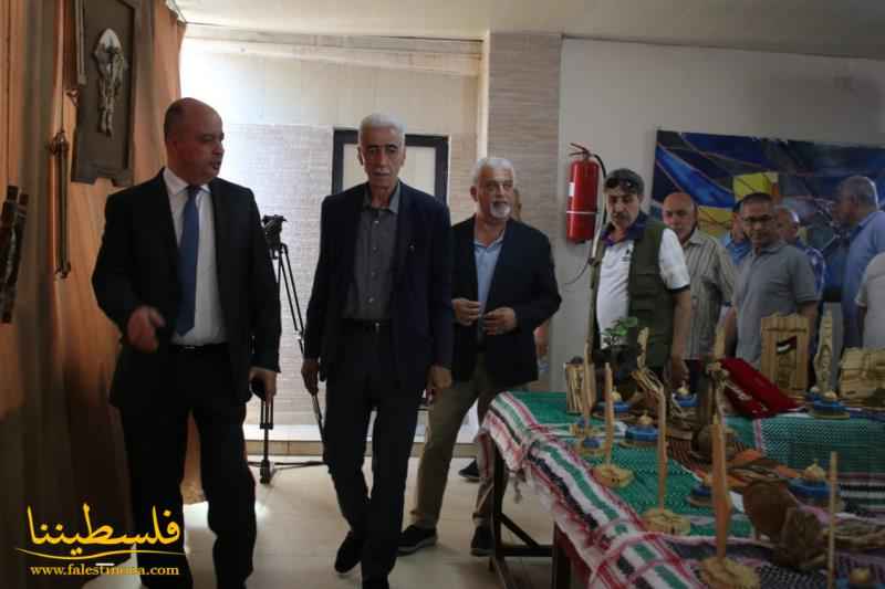 جمعية الأخوّة ومركز إنسان يفتتحان المعرض التراثي الفلسطيني
