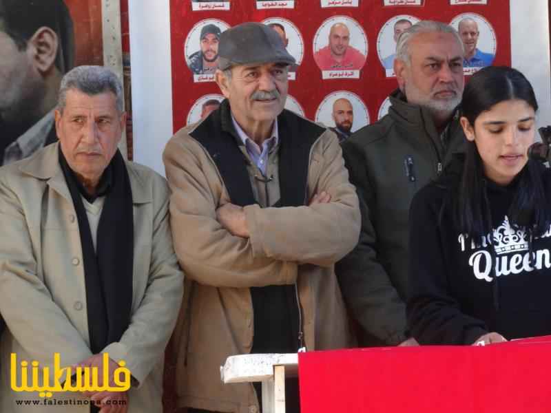 (تحت المقال - 6) - حركة "فتح" تشارك الجبهة الشعبية في الوفقة التضامنية مع الأسرى البواسل في عين الحلوة