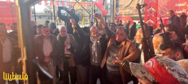 حركة "فتح" تشارك في إضاءة شُعلة انطلاقة الجبهة الديموقراطية الـ54 في عين الحلوة
