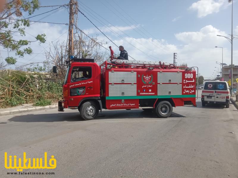 فوج الشبيبة للاطفاء والدفاع  المدني الفلسطيني يشاركون في اطفاء حريق جل البحر