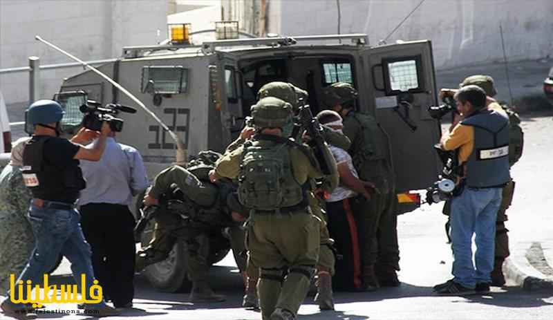 الاحتلال يعتقل "21" مواطنًا من الضفة