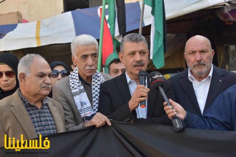 مؤسسة الشهيد أبو جهاد الوزير تطلق أعمال مؤتمرها في يوم المعاق العالمي،  بوقفة مع الجسم الطبي في غزة