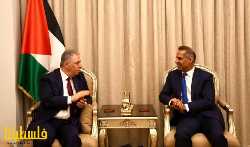 السفير دبور يستقبل سفير سلطنة عمان في لبنان