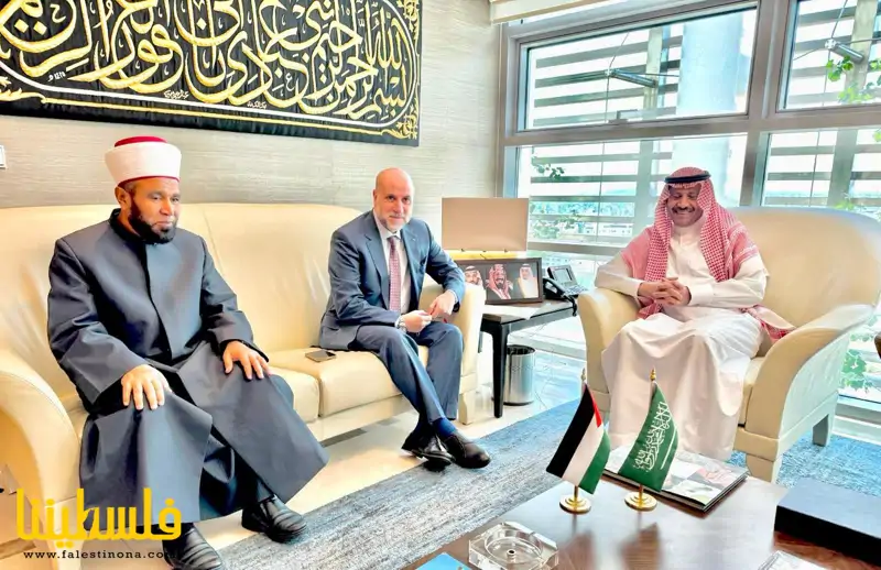 الهباش ونجم يلتقيان السفير السعودي غير المقيم لدى دولة فلسطين