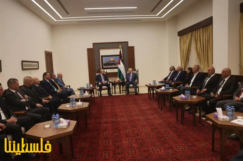 سيادة الرئيس يستقبل رؤساء غرف التجارة والصناعة